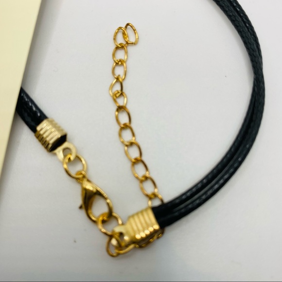 Chocker pink with Crystals and Crystal Earrings! - Picture 3 of 12